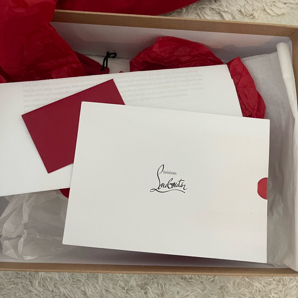 Christian Louboutin Glossy Black Heels - Picture 4 of 5